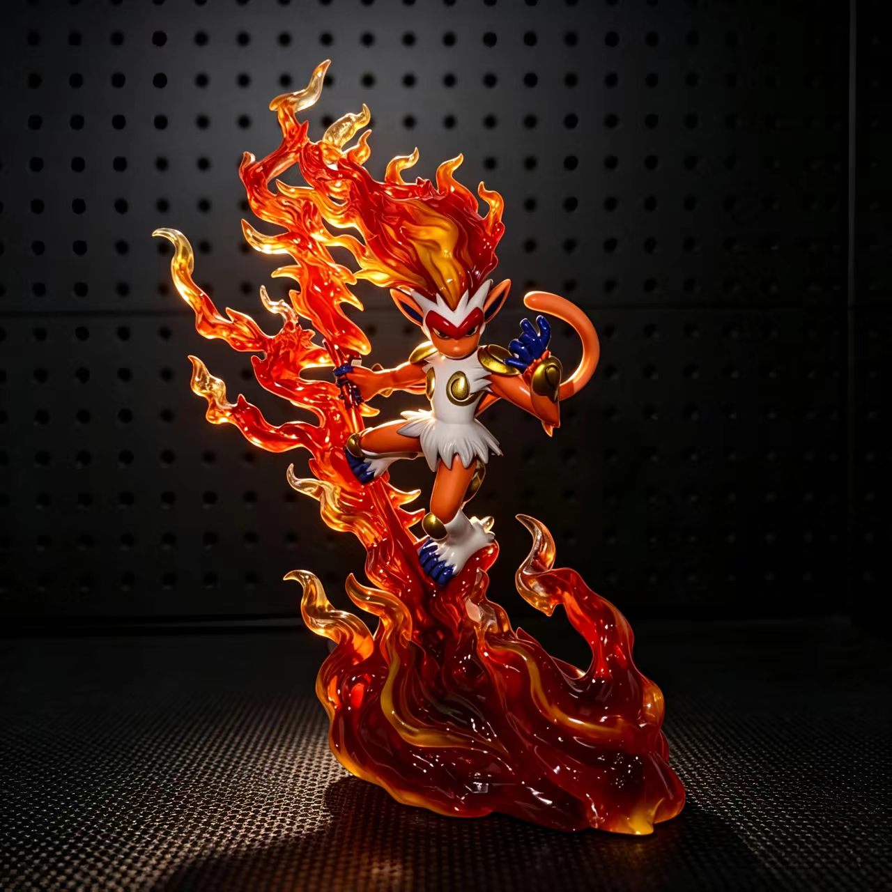 Figurin Model GK Anime Inferna - Popular Anime Merchandise ulasan dan harga